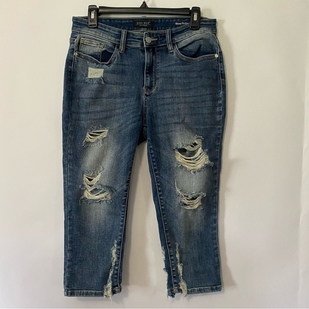 Judy Blue Skinny Fit Capri Women's Jeans Size 9/29 Distressed Medium Wash